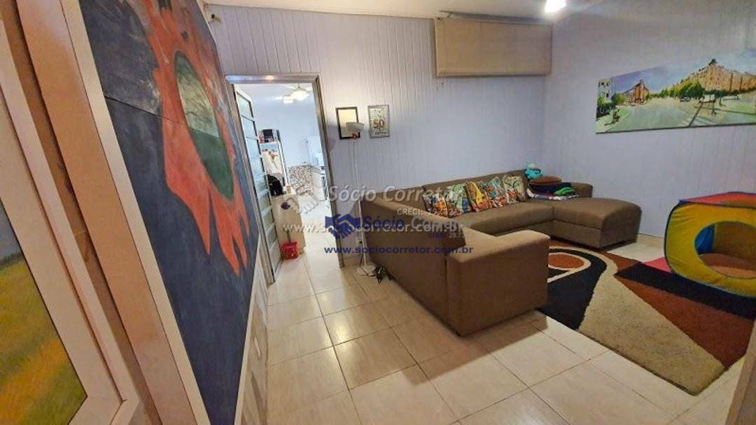 Sobrado à venda com 4 quartos, 240m² - Foto 3