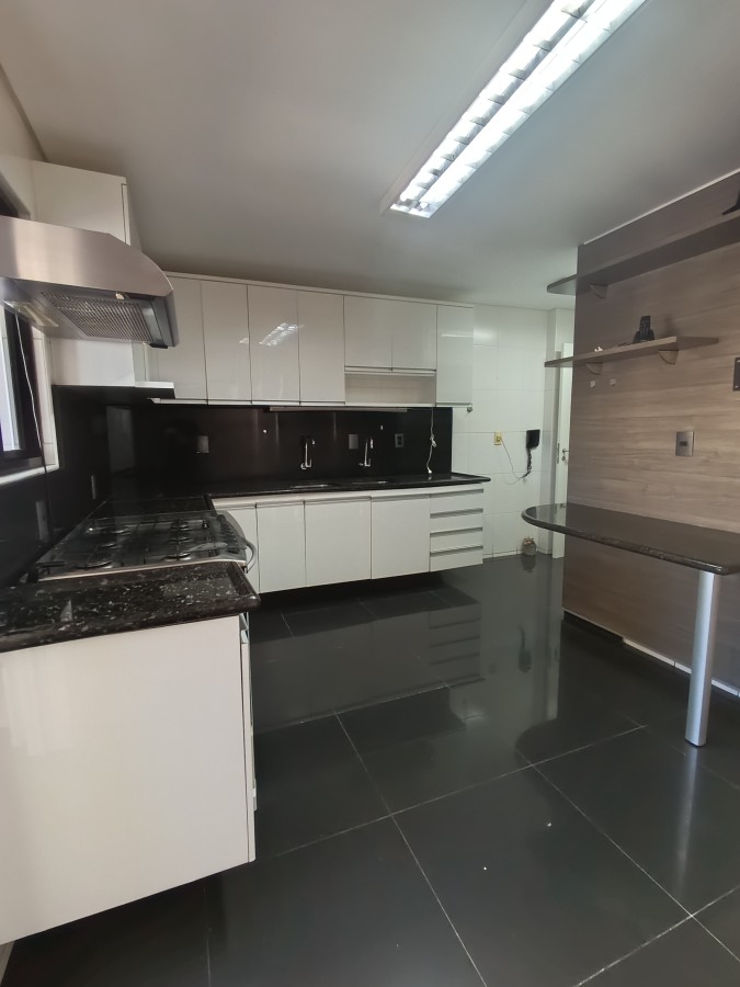 Cobertura à venda com 4 quartos, 310m² - Foto 11