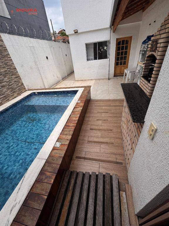 Sobrado à venda com 3 quartos, 195m² - Foto 32