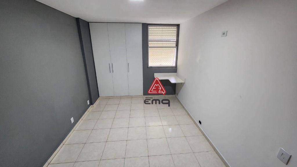 Apartamento para alugar com 3 quartos, 142m² - Foto 34