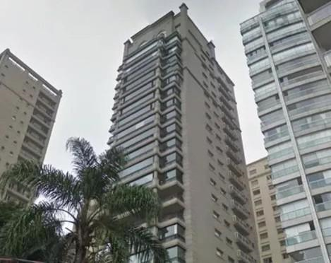 Apartamento à venda com 4 quartos, 357m² - Foto 2