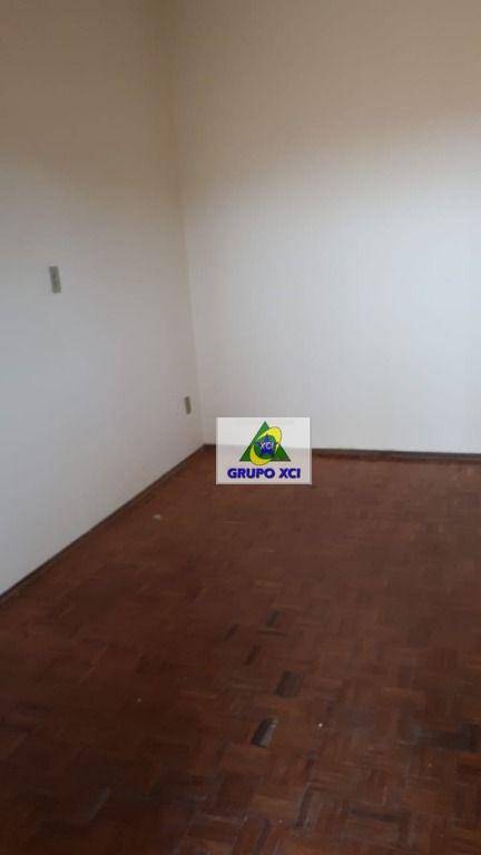 Casa à venda com 4 quartos, 222m² - Foto 59