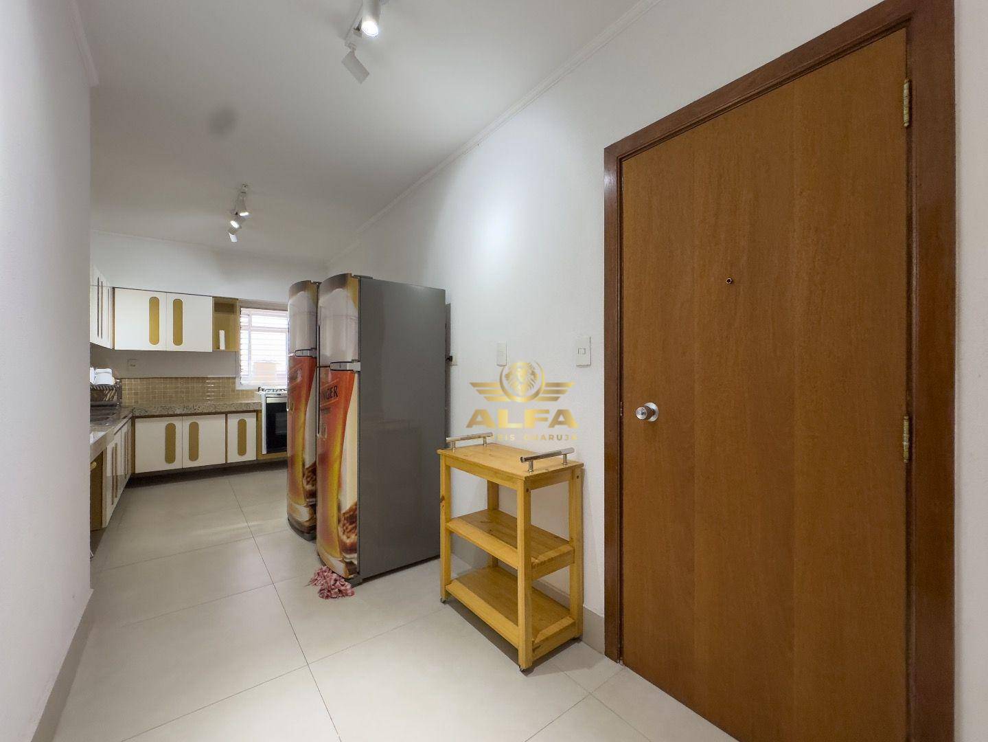 Apartamento à venda com 3 quartos, 192m² - Foto 29