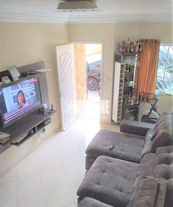 Sobrado à venda com 3 quartos, 99m² - Foto 2