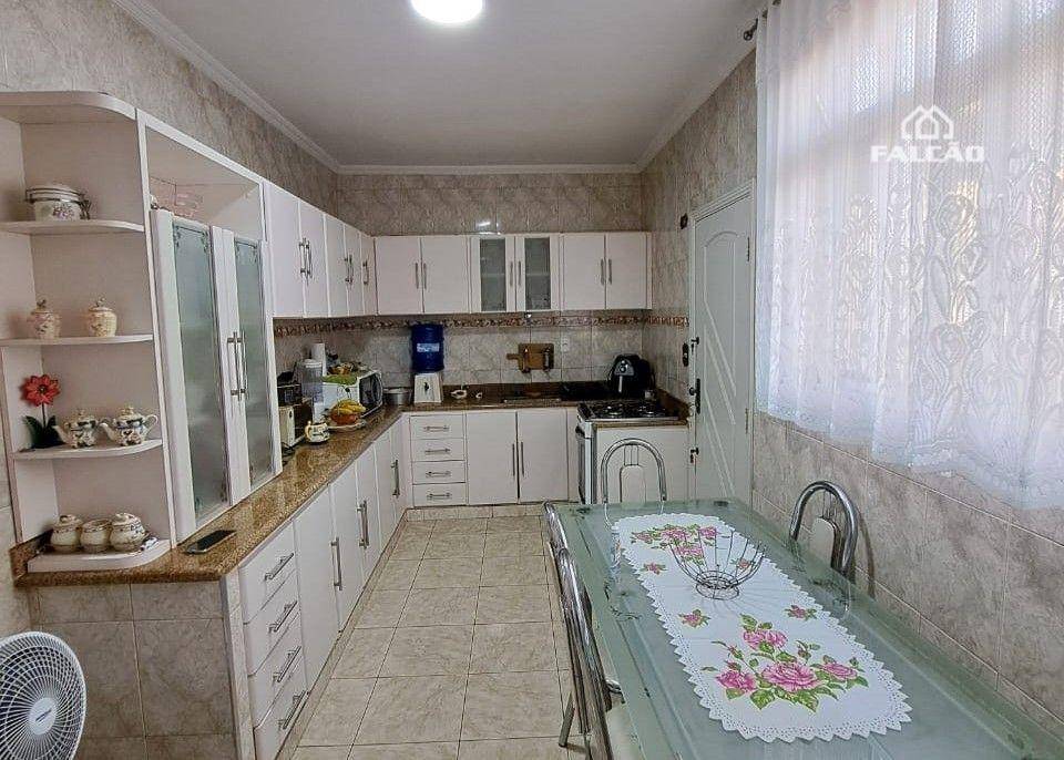 Casa à venda com 5 quartos, 170m² - Foto 8