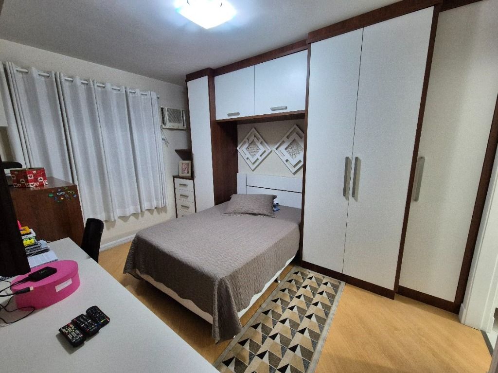 Apartamento à venda com 3 quartos, 87m² - Foto 15