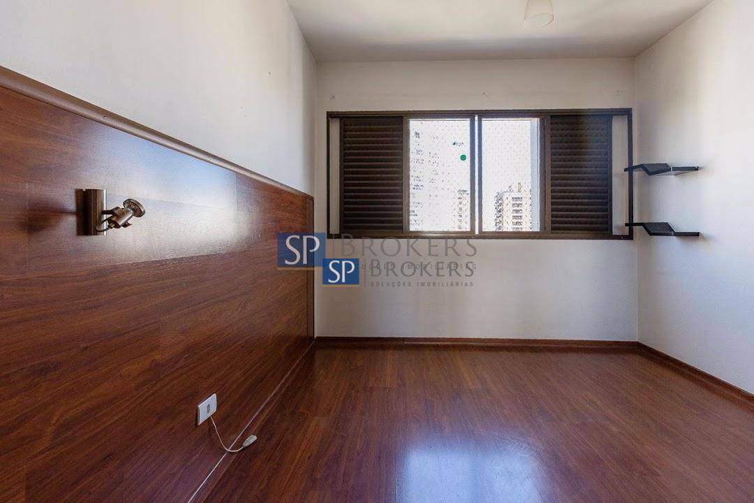 Apartamento à venda com 4 quartos, 187m² - Foto 15