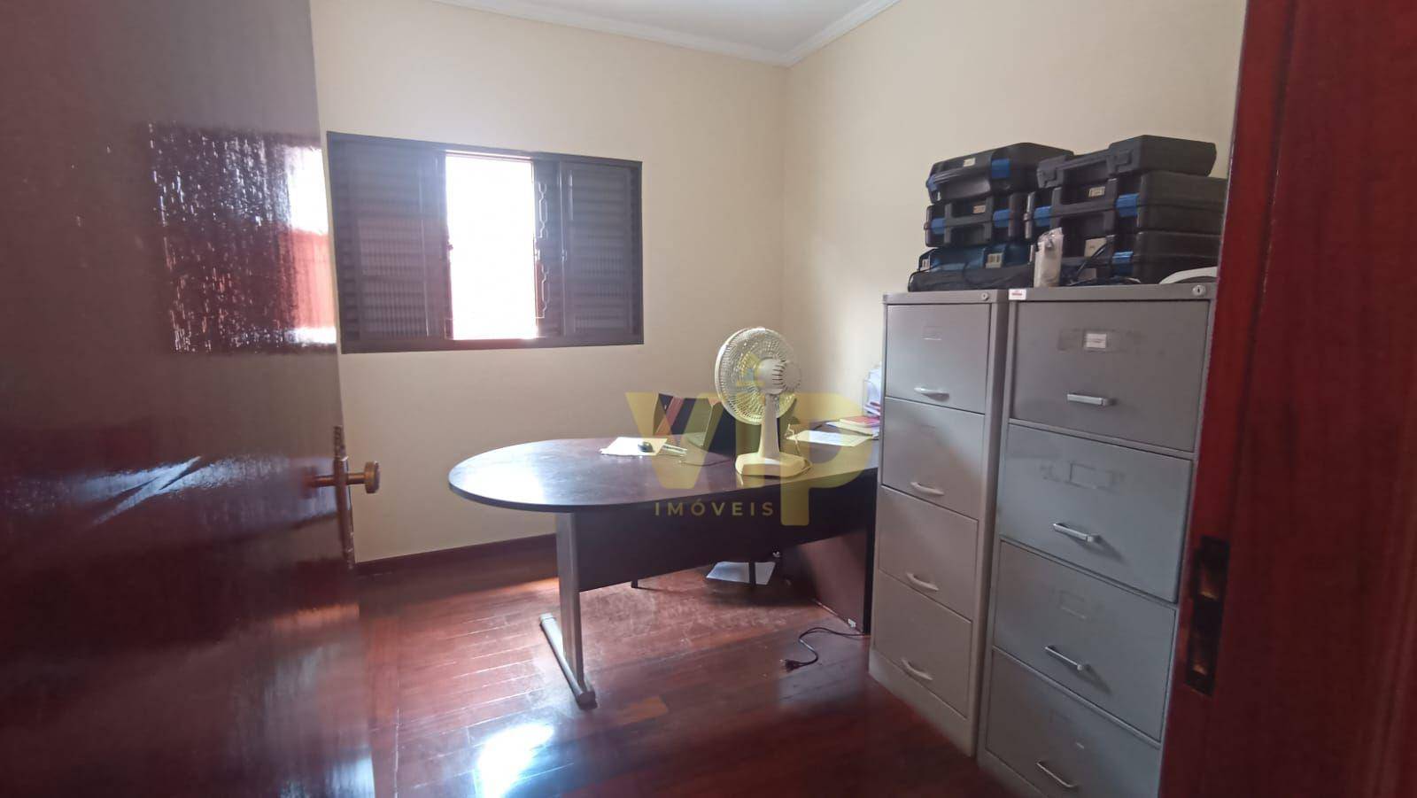 Casa à venda com 3 quartos, 100m² - Foto 5
