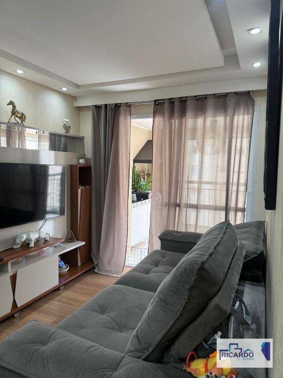 Apartamento para alugar com 2 quartos, 68m² - Foto 4