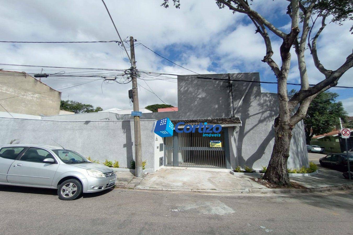Casa para alugar com 3 quartos, 200M2 - Foto 1