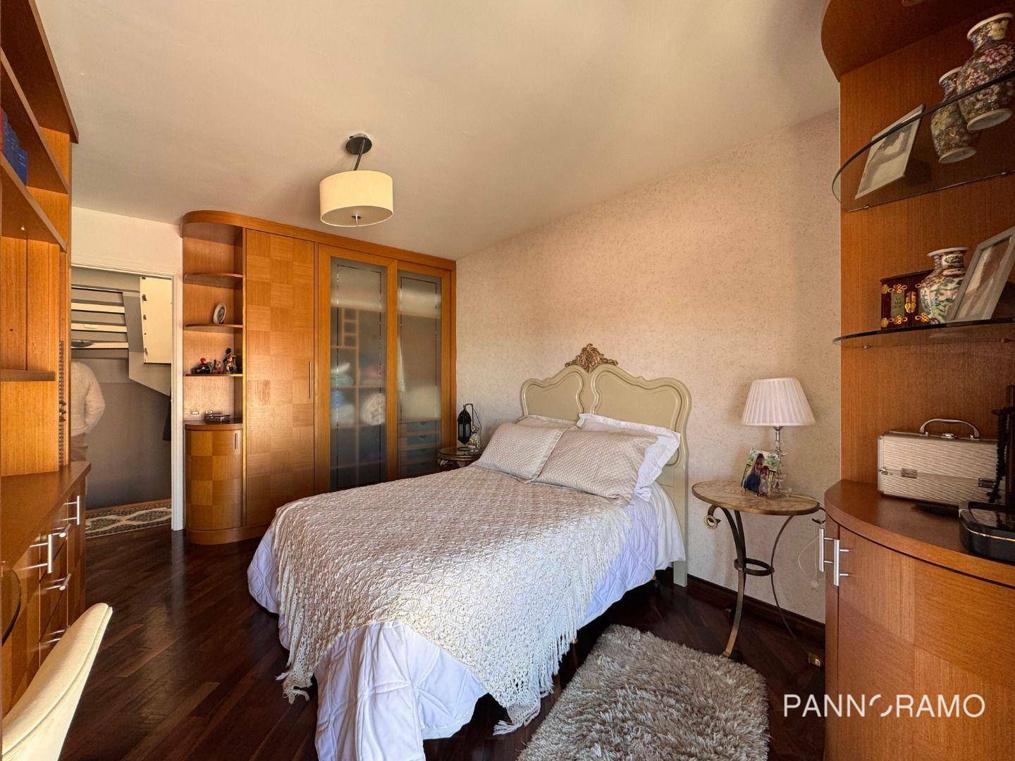 Casa à venda com 4 quartos, 490m² - Foto 33