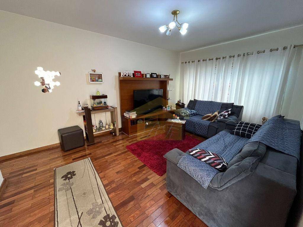 Sobrado à venda com 3 quartos, 204m² - Foto 2