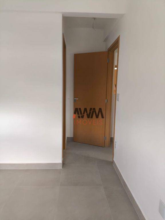 Sobrado à venda com 3 quartos, 181m² - Foto 7