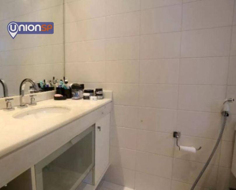 Apartamento à venda com 4 quartos, 154m² - Foto 7