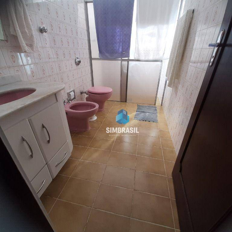 Casa à venda com 3 quartos, 242m² - Foto 19