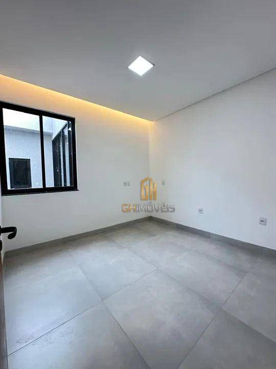 Casa à venda com 3 quartos, 196m² - Foto 17