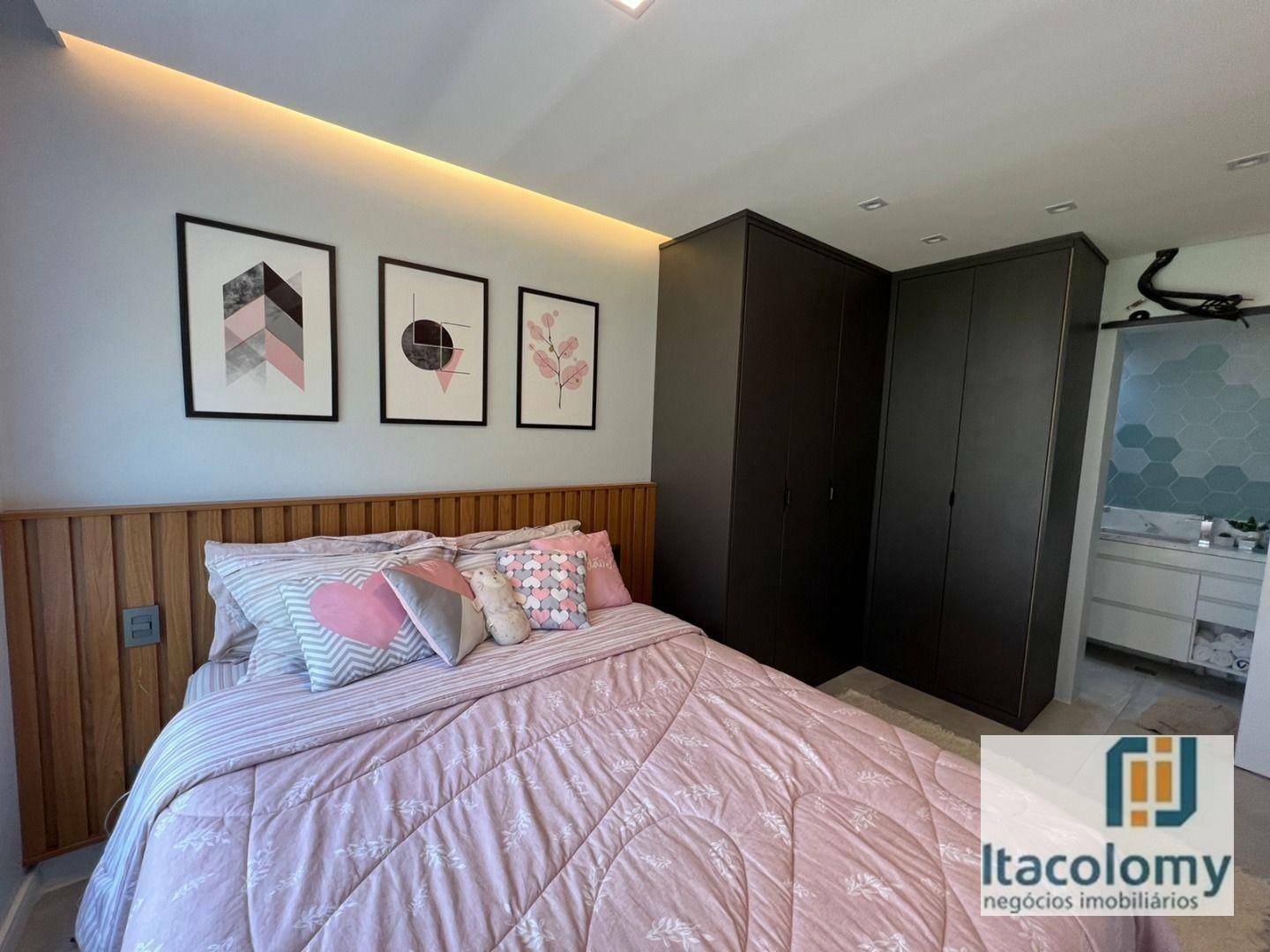 Apartamento à venda com 2 quartos, 67m² - Foto 12