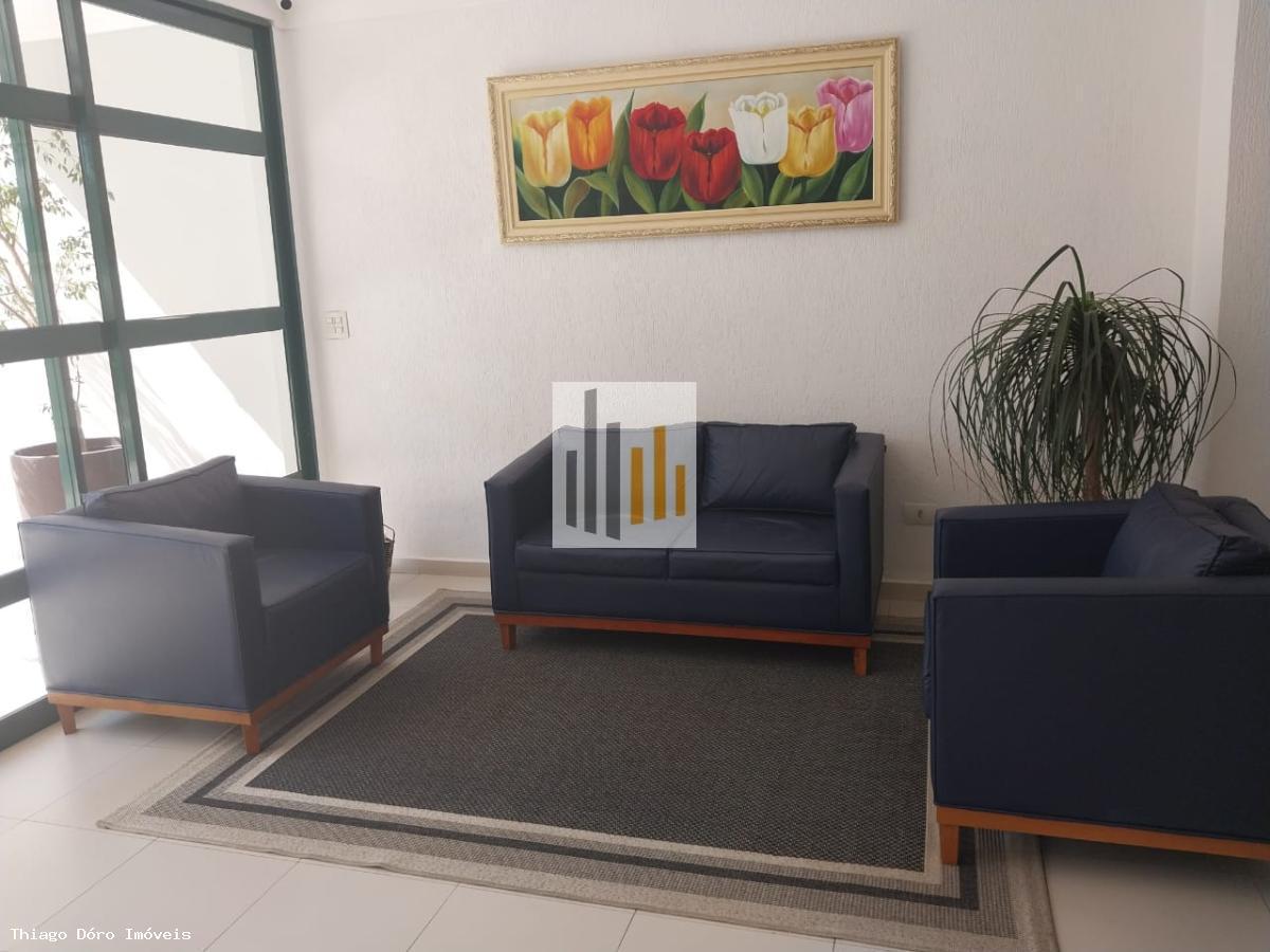 Apartamento para alugar com 2 quartos, 57m² - Foto 29