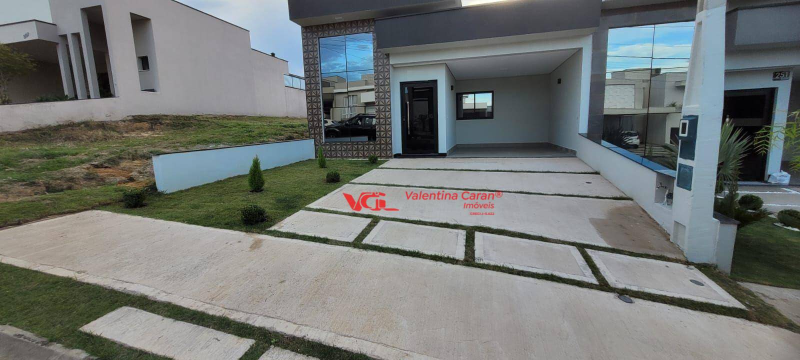 Casa de Condomínio à venda com 3 quartos, 136m² - Foto 1