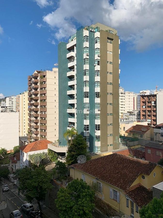 Apartamento à venda com 4 quartos, 180m² - Foto 13