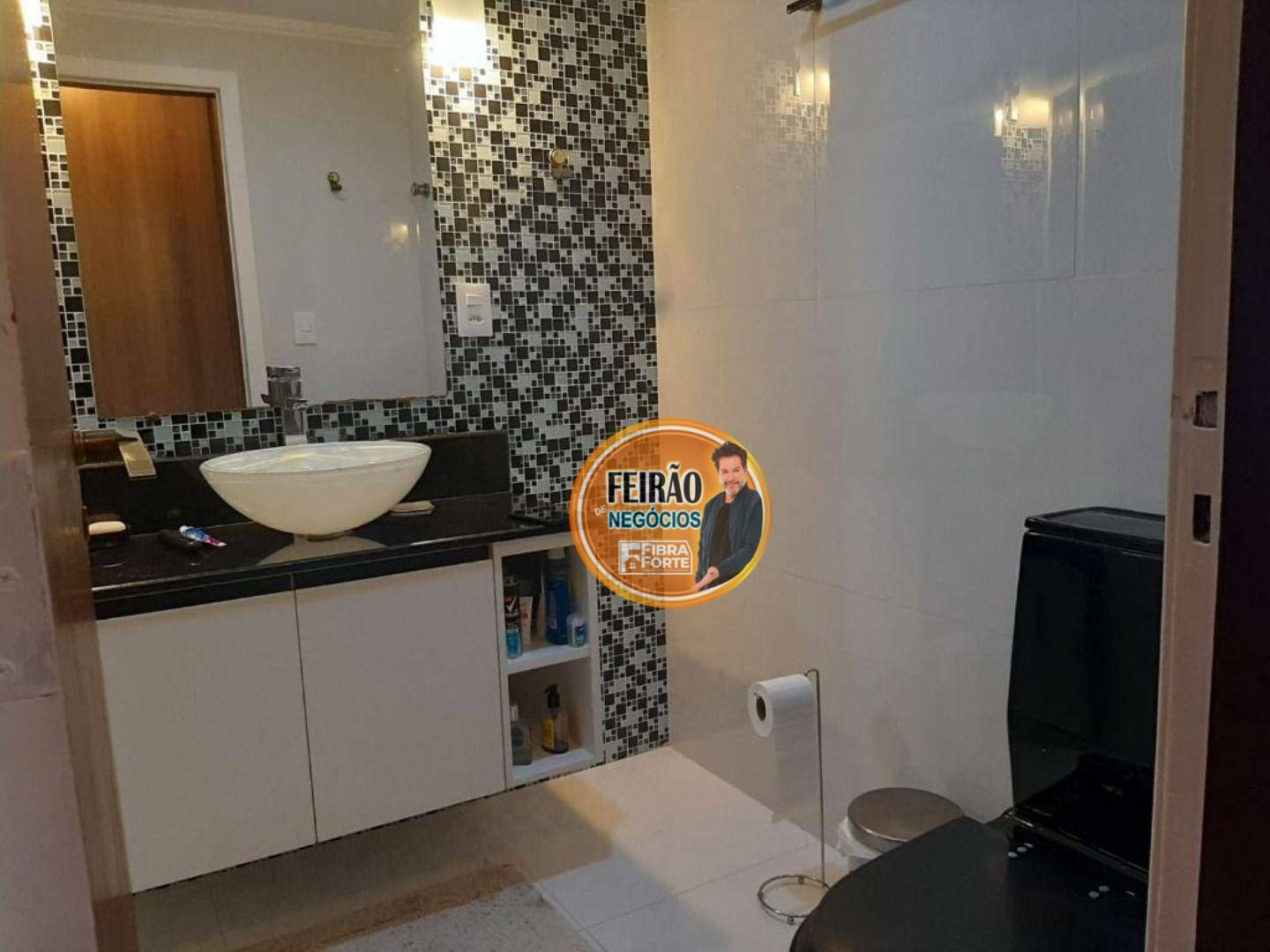 Apartamento à venda com 3 quartos, 145m² - Foto 16