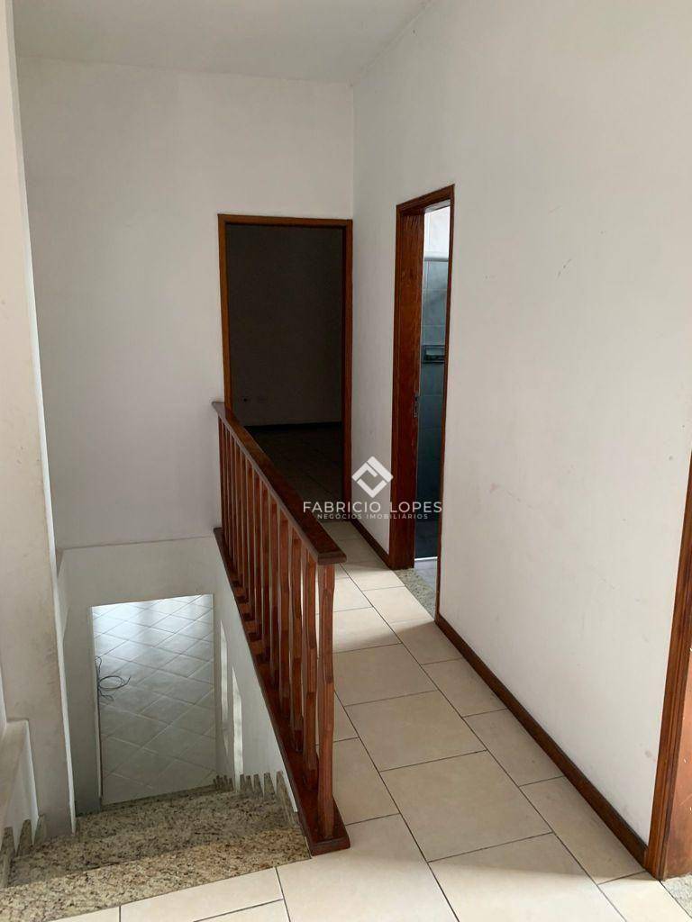 Casa para alugar com 3 quartos, 168m² - Foto 8