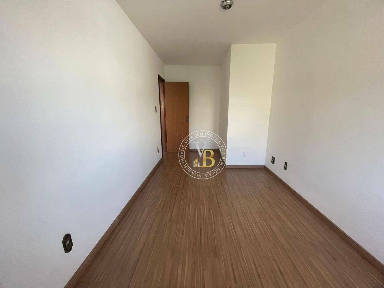 Apartamento à venda com 2 quartos, 60m² - Foto 2