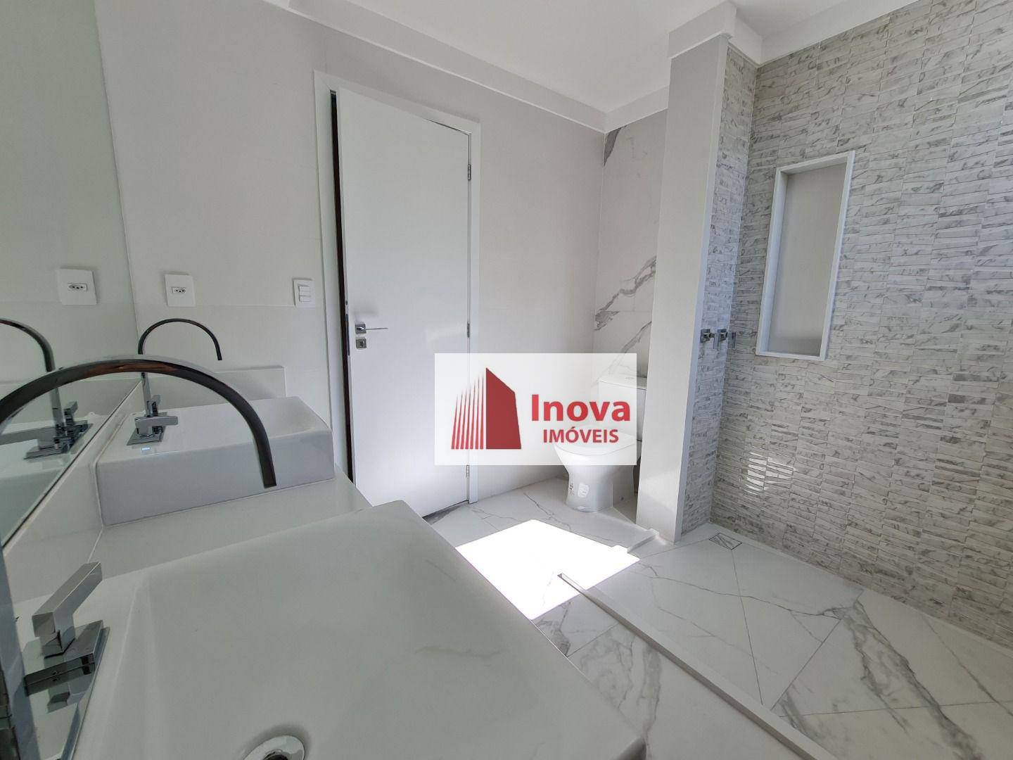 Apartamento à venda com 4 quartos, 300m² - Foto 17