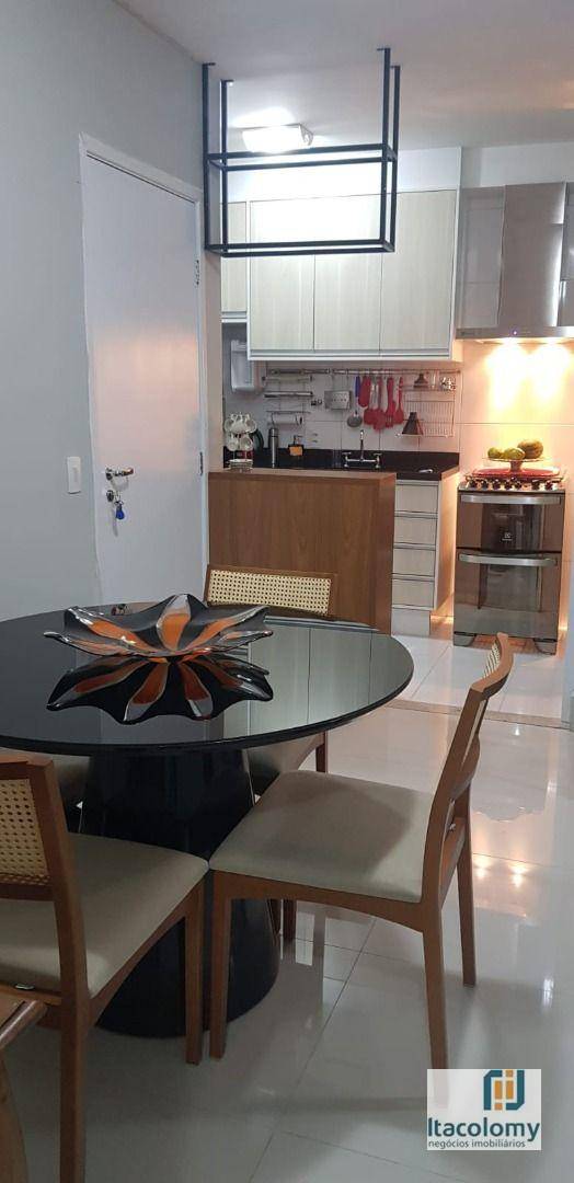 Apartamento à venda com 2 quartos, 68m² - Foto 6