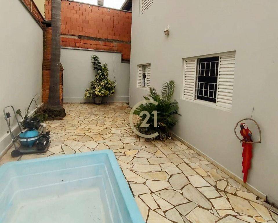 Casa à venda com 3 quartos, 207m² - Foto 12