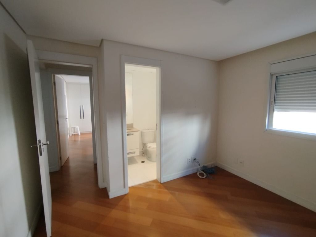 Apartamento à venda com 3 quartos, 155m² - Foto 13