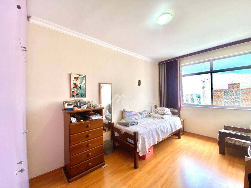 Apartamento à venda com 4 quartos, 158m² - Foto 25