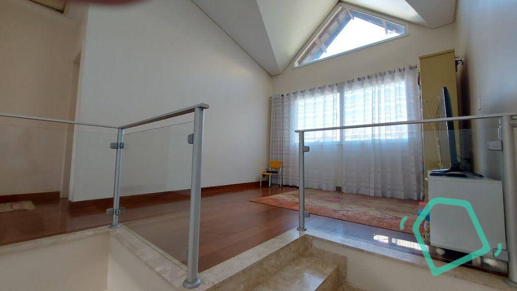 Casa de Condomínio à venda com 3 quartos, 200m² - Foto 3