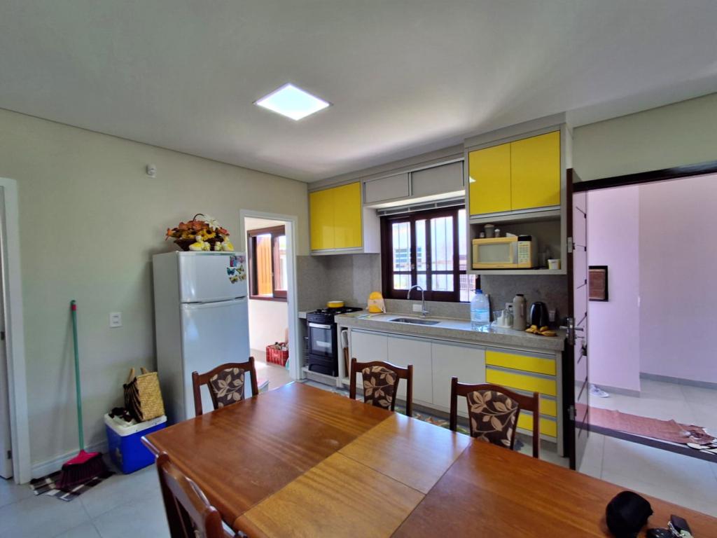 Casa à venda com 3 quartos, 130m² - Foto 12