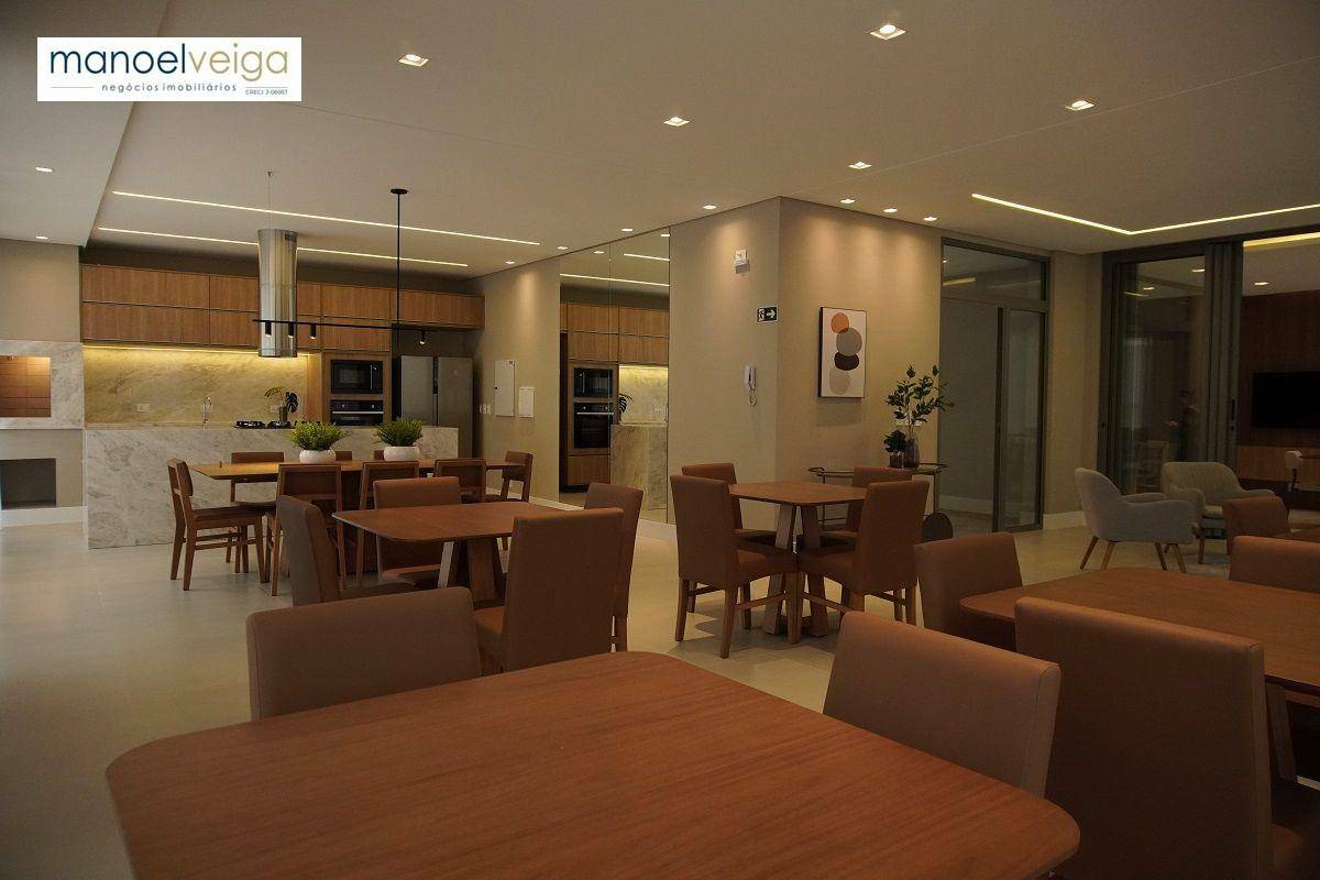 Apartamento à venda com 3 quartos, 147m² - Foto 12
