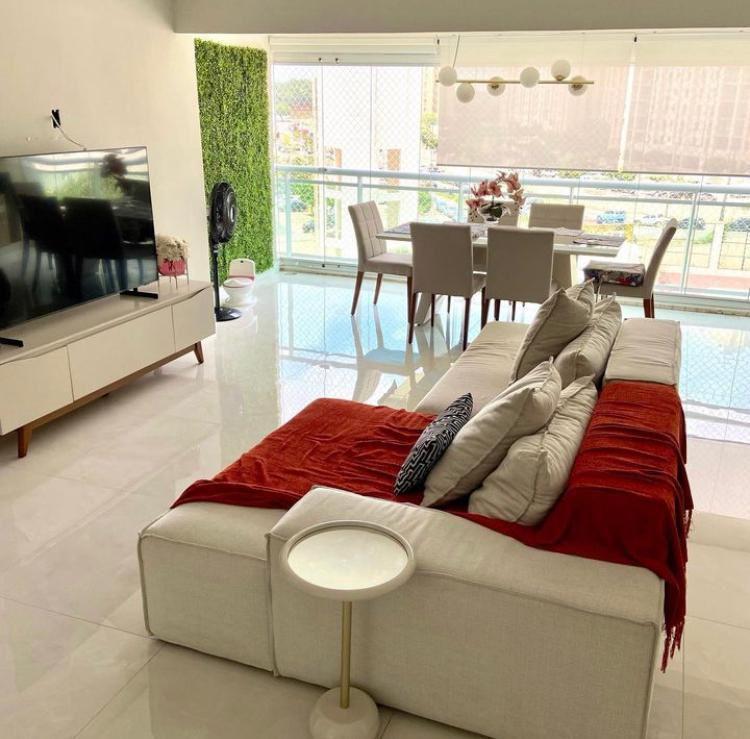 Apartamento à venda com 4 quartos, 131m² - Foto 2