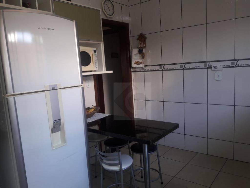 Casa à venda com 3 quartos, 140m² - Foto 13