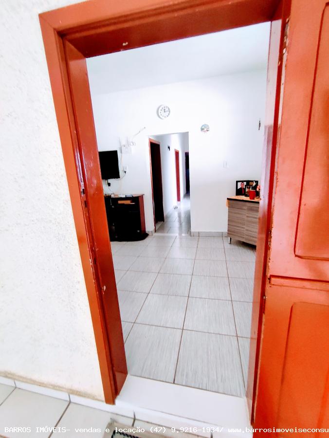 Casa à venda com 3 quartos, 345m² - Foto 14