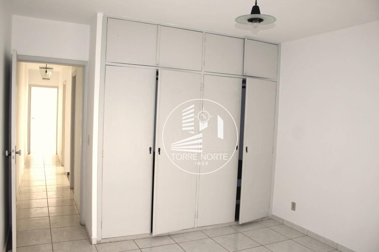 Sobrado à venda com 3 quartos, 208m² - Foto 12