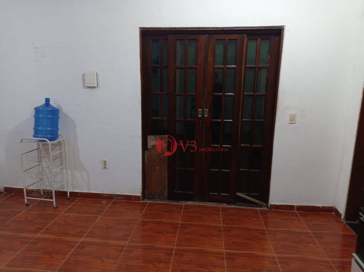 Casa à venda com 2 quartos, 80m² - Foto 25