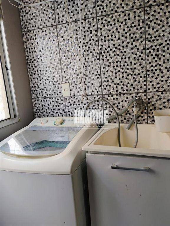 Apartamento à venda com 2 quartos, 50m² - Foto 11