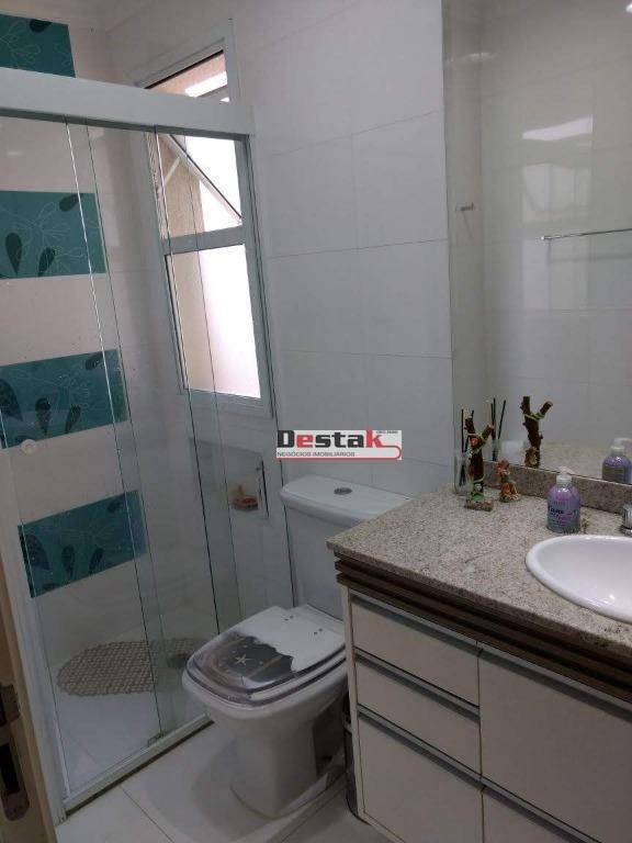 Apartamento à venda com 3 quartos, 156m² - Foto 11