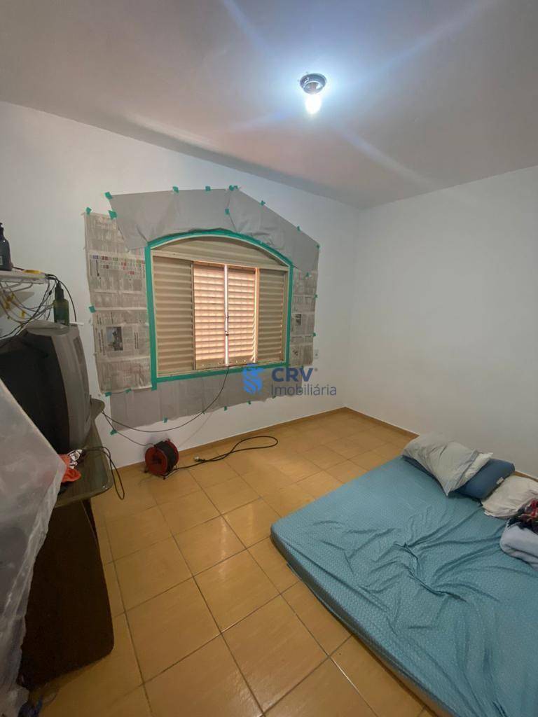 Casa para alugar com 2 quartos, 70m² - Foto 13