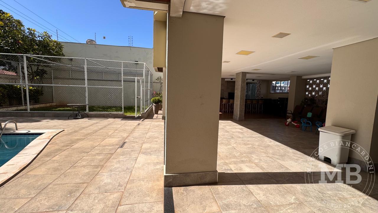 Apartamento à venda com 3 quartos, 190m² - Foto 6