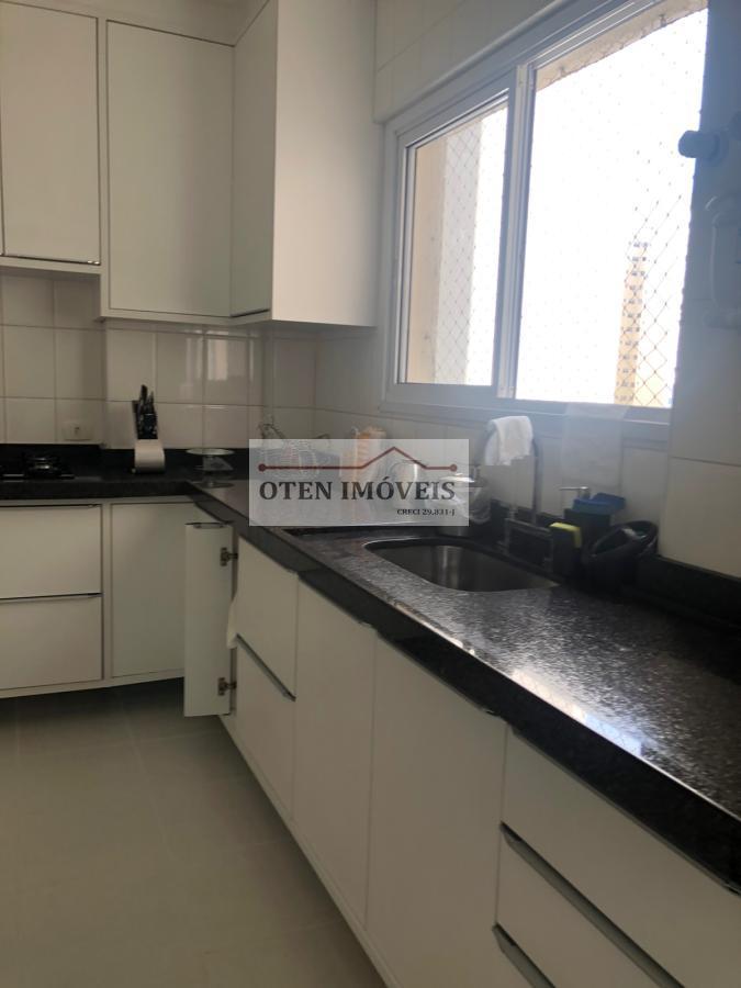 Apartamento à venda com 3 quartos, 142m² - Foto 26