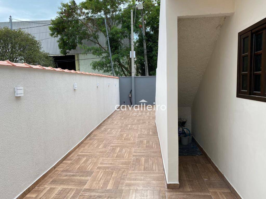 Casa à venda com 3 quartos, 165m² - Foto 6