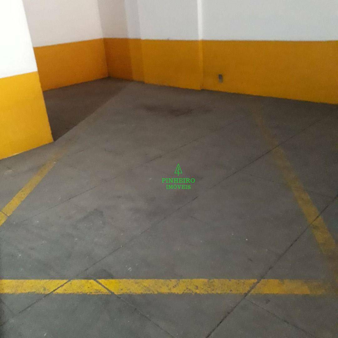 Apartamento à venda com 2 quartos, 80m² - Foto 22