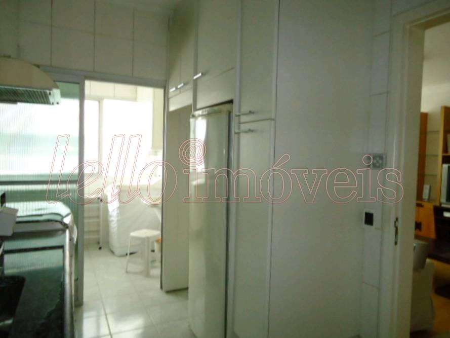 Apartamento para alugar com 3 quartos, 129m² - Foto 12