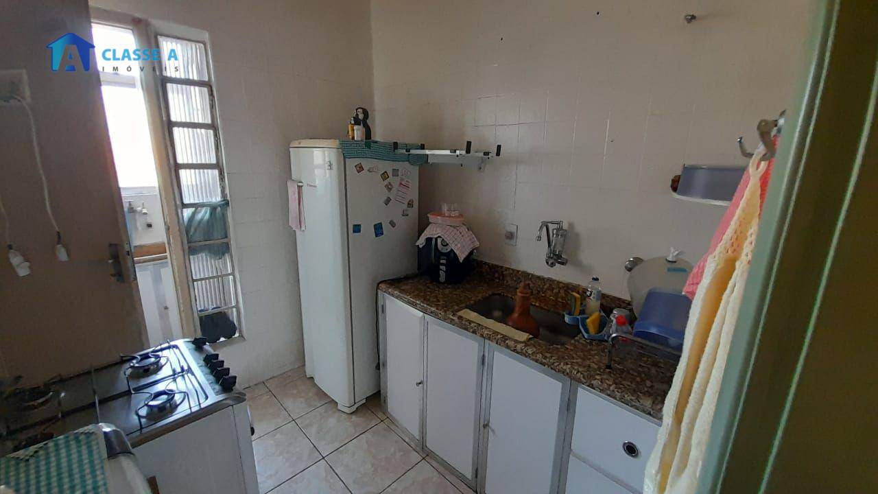 Apartamento à venda com 2 quartos, 83m² - Foto 1