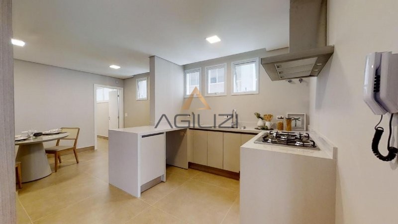 Apartamento à venda com 3 quartos, 206m² - Foto 4